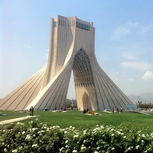 Practical Tips to find a Tehran Tour Guide