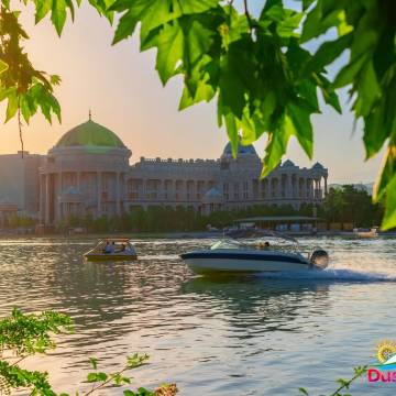 Day tour, city tour and historical tour