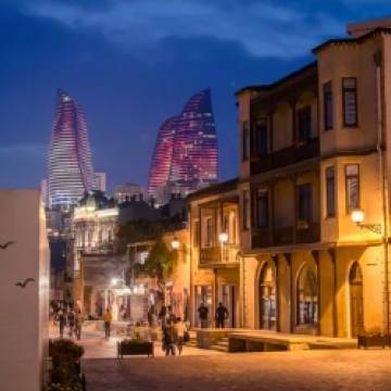 Baku by Night: Lights, Legends & Rooftop Secrets