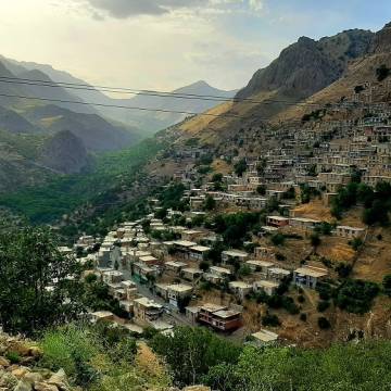 Explore west of Iran with the Kurdish culture