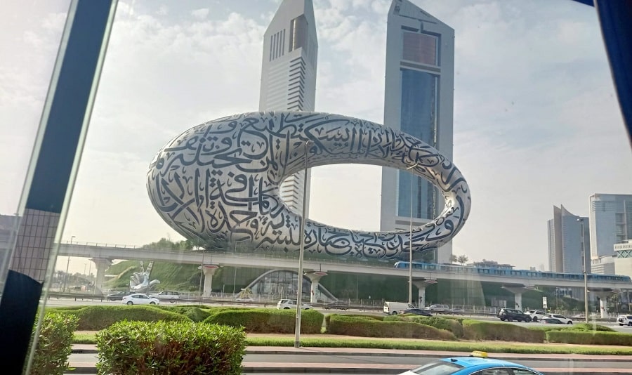 Pirsik | Dubai: Half-Day City Tour with Blue Mosque, Creek and Souks