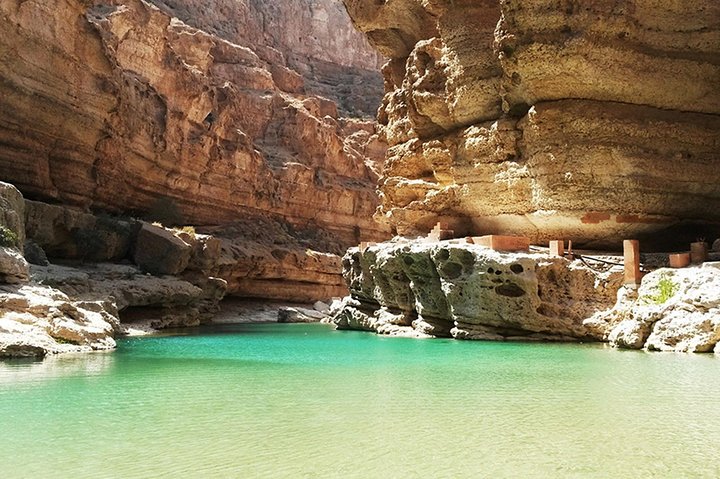 Explore the South and Wadi Shab from Muscat