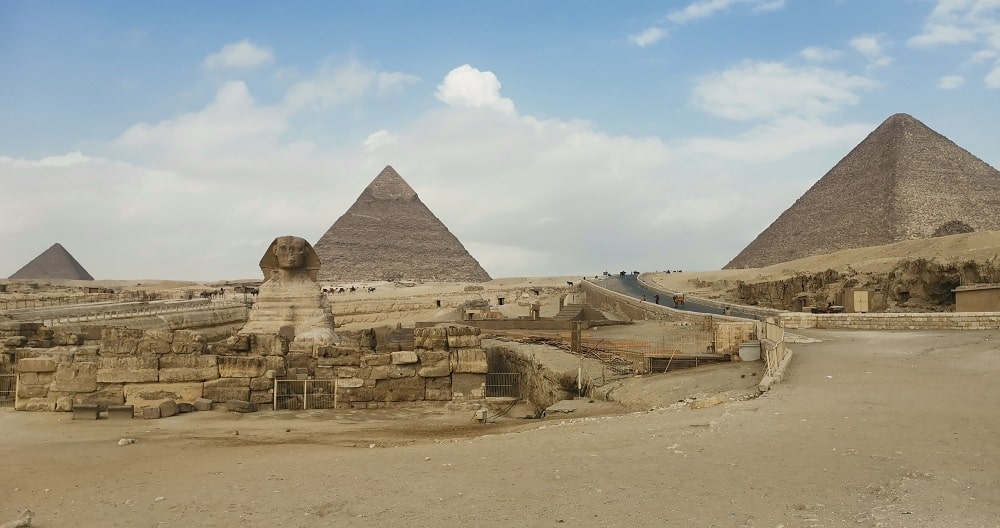 Half day tour to Giza pyramids